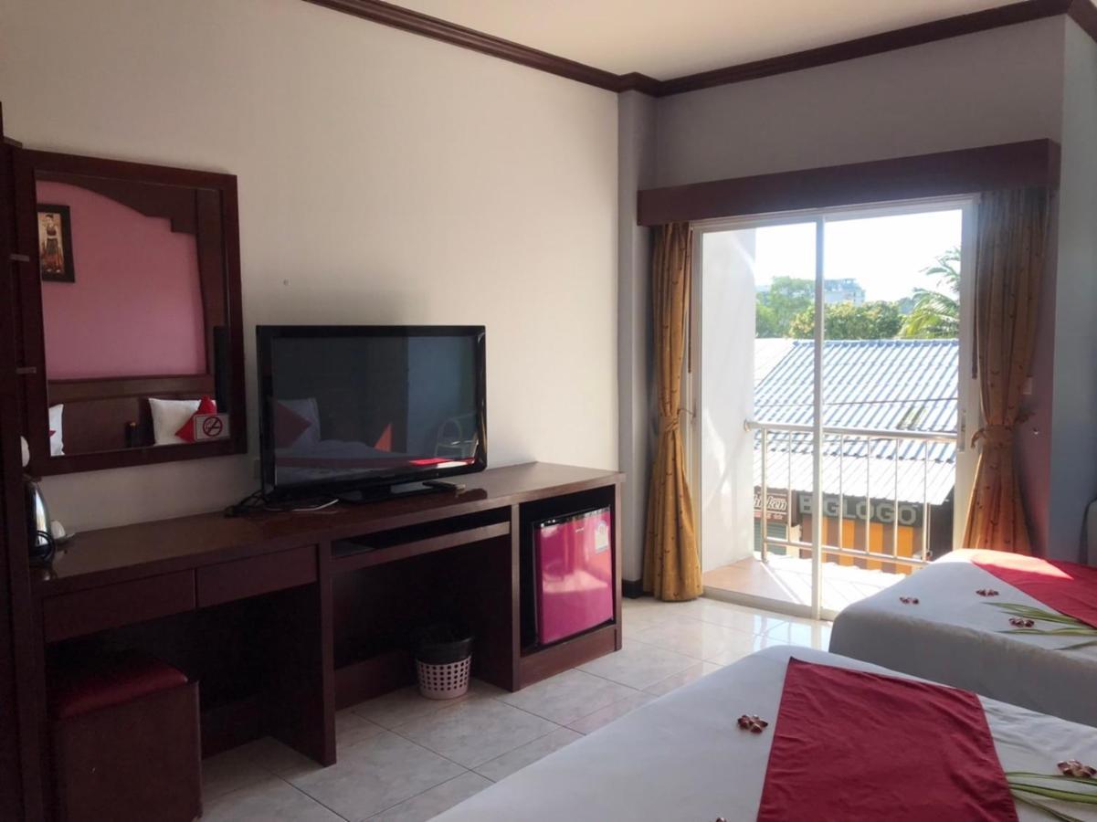 Art Mansion Patong Phuket Thailand Hotel Bagian luar foto