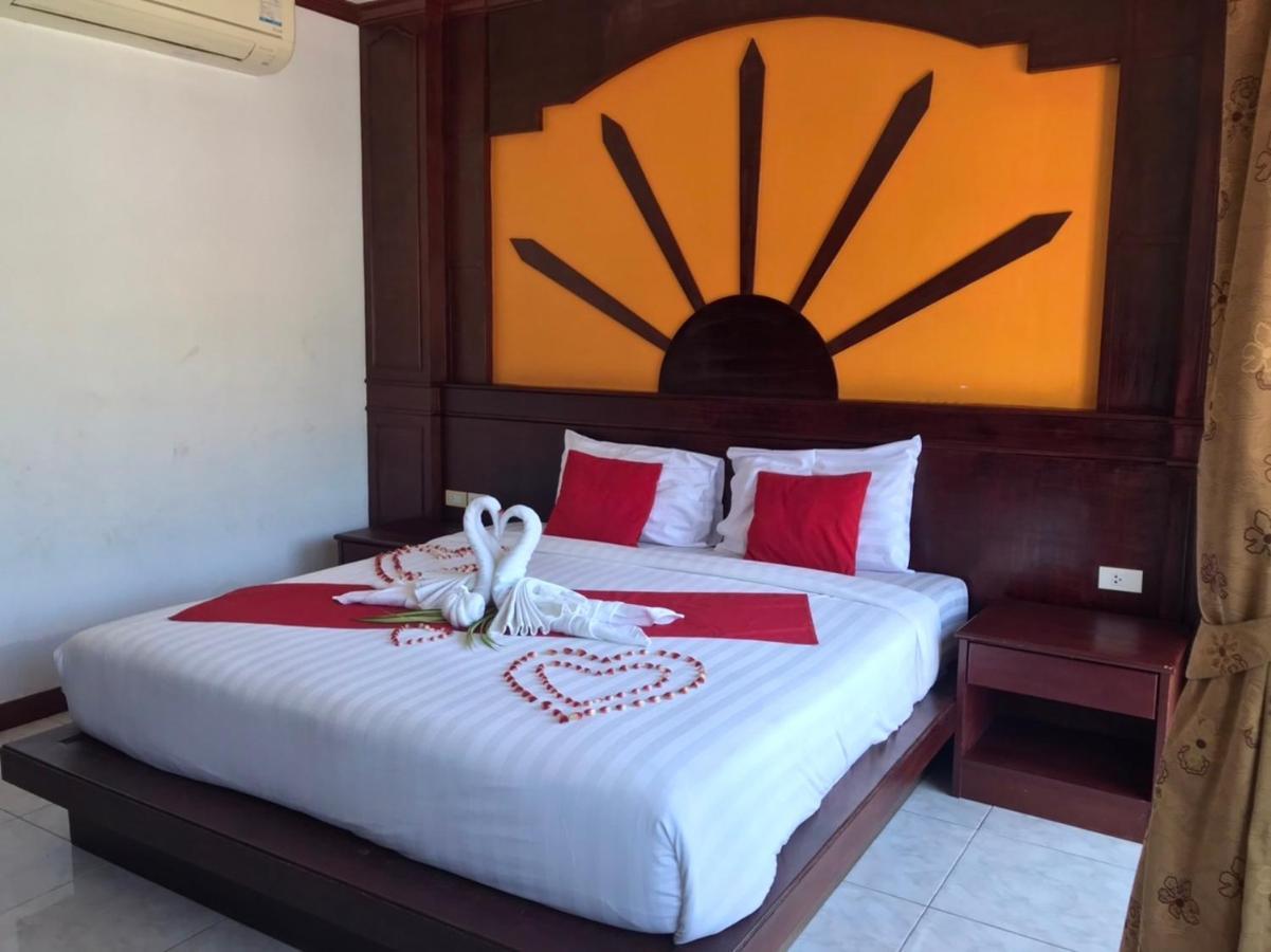 Art Mansion Patong Phuket Thailand Hotel Bagian luar foto