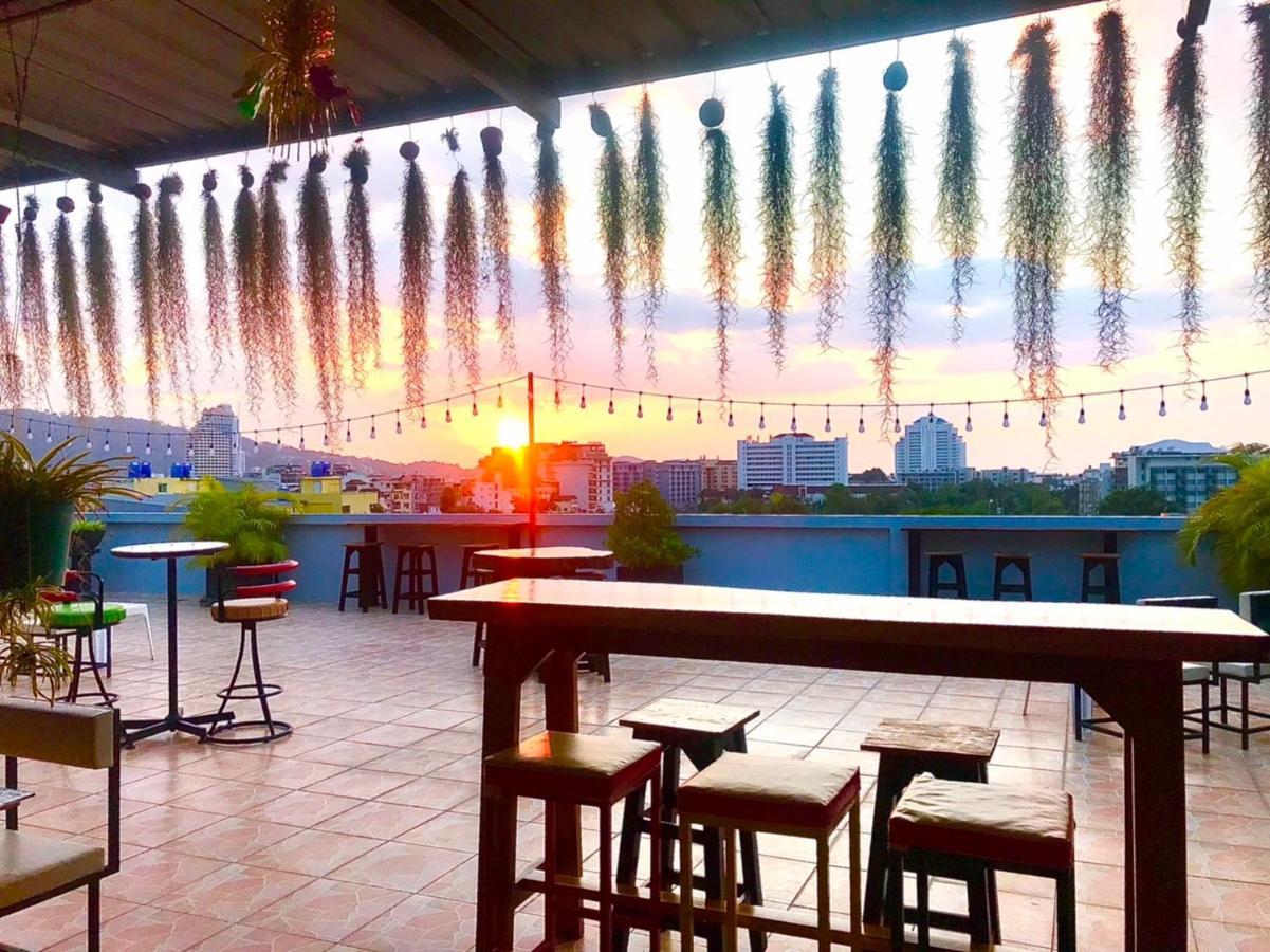 Art Mansion Patong Phuket Thailand Hotel Bagian luar foto